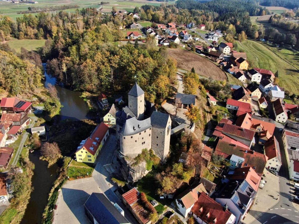 Ferienwohnung Und Sommerhaus Unter Der Burg Falkenberg  Εξωτερικό φωτογραφία